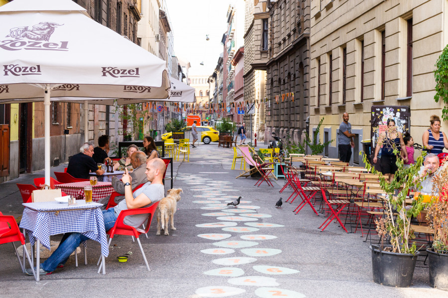 Végleg sétálóutca lesz a Bacsó Béla utca eleje