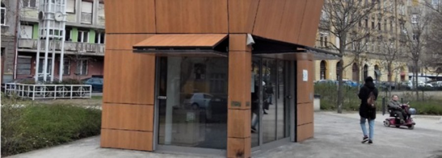 Az Info Pont köztes segítő szerepet lát el