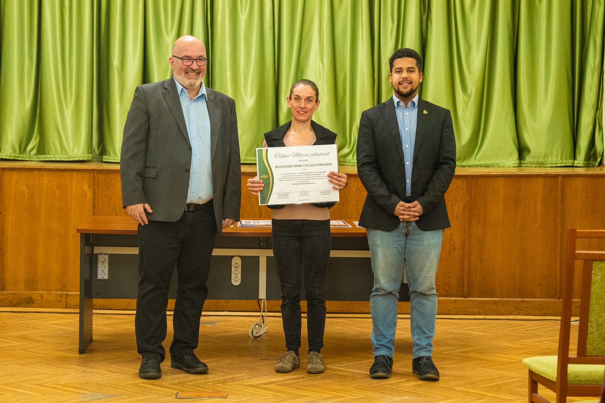 Társasházi pályázatok oklevélátadó