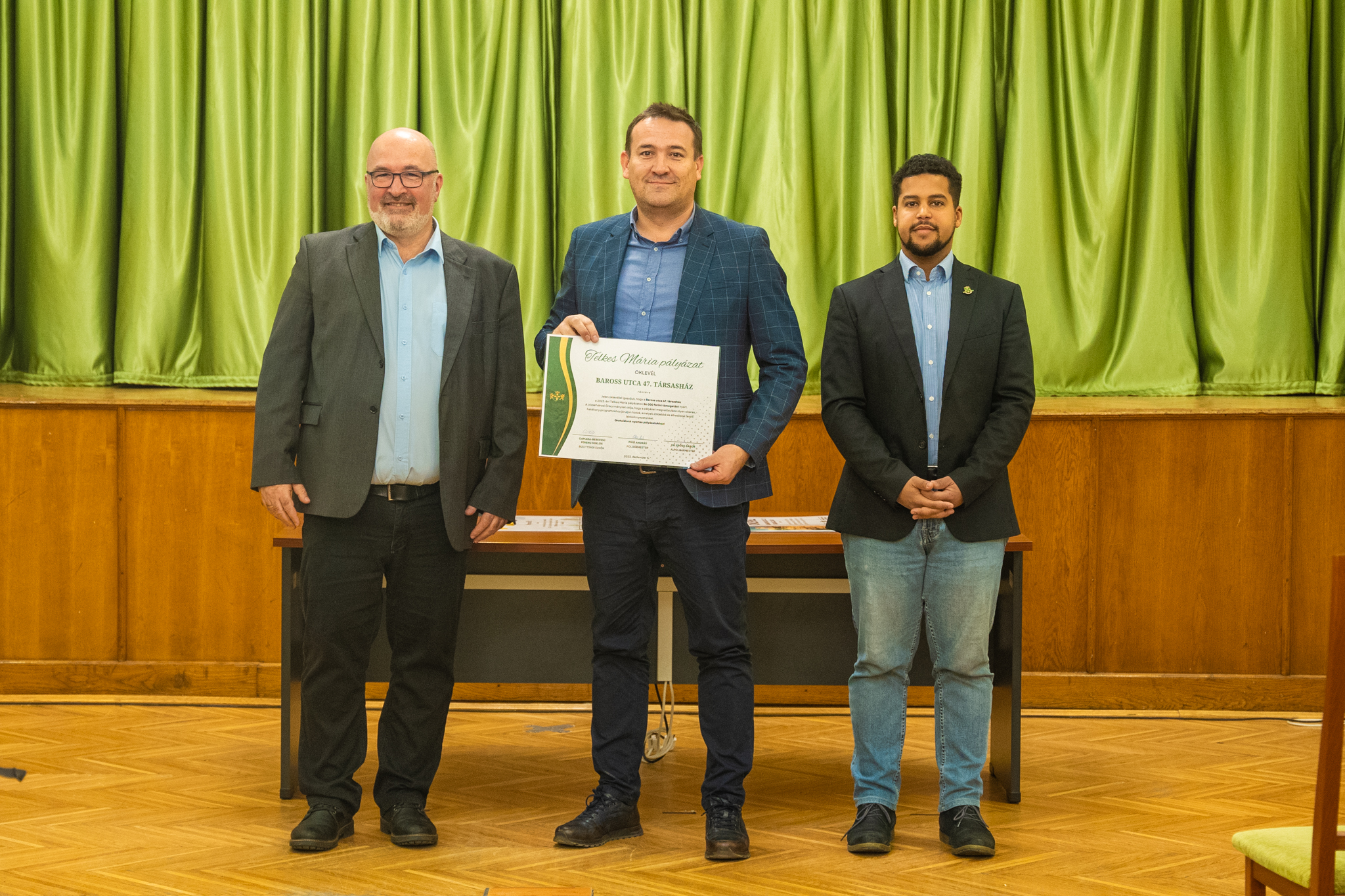 Társasházi pályázatok oklevélátadó