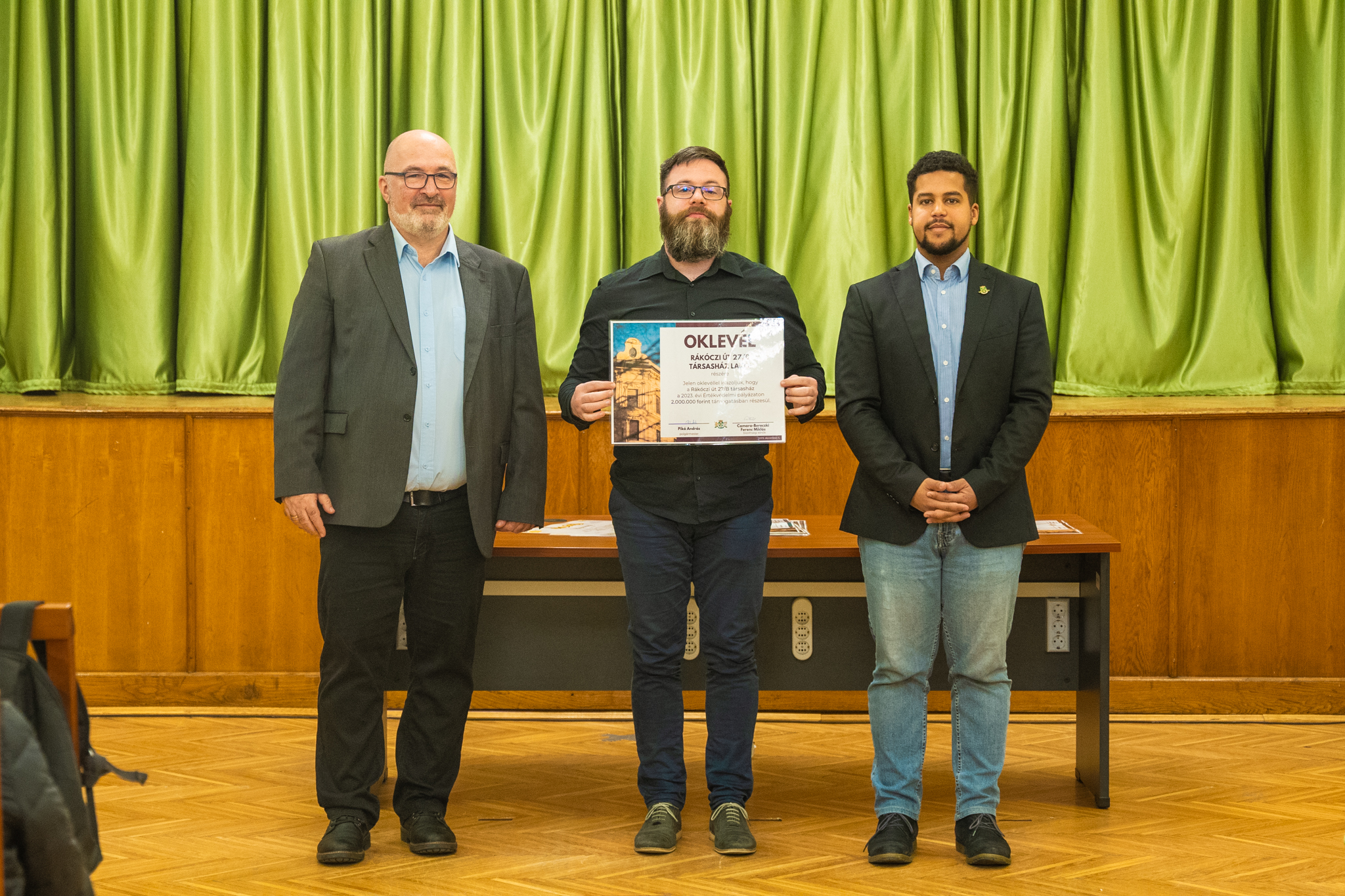 Társasházi pályázatok oklevélátadó