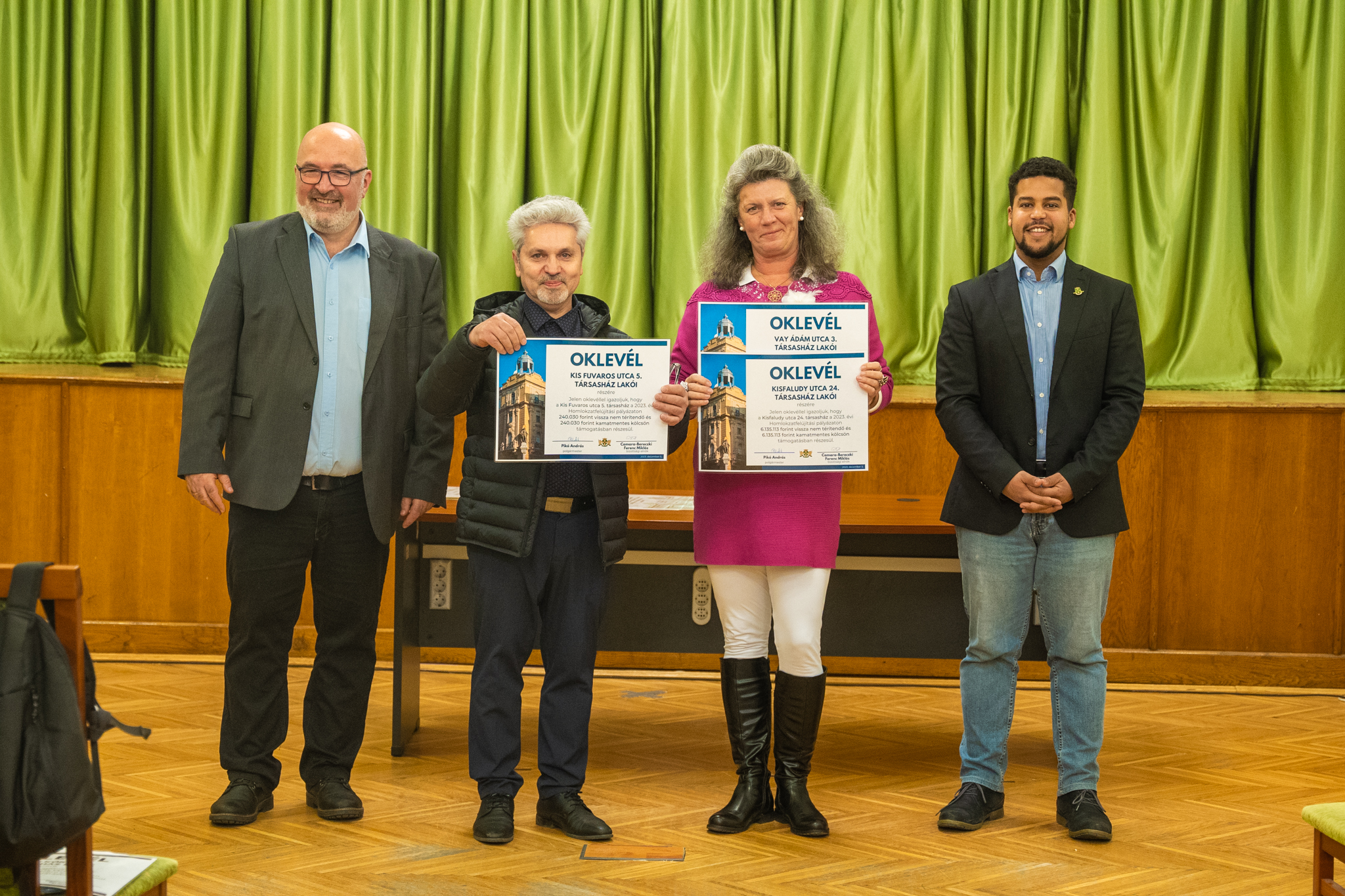 Társasházi pályázatok oklevélátadó