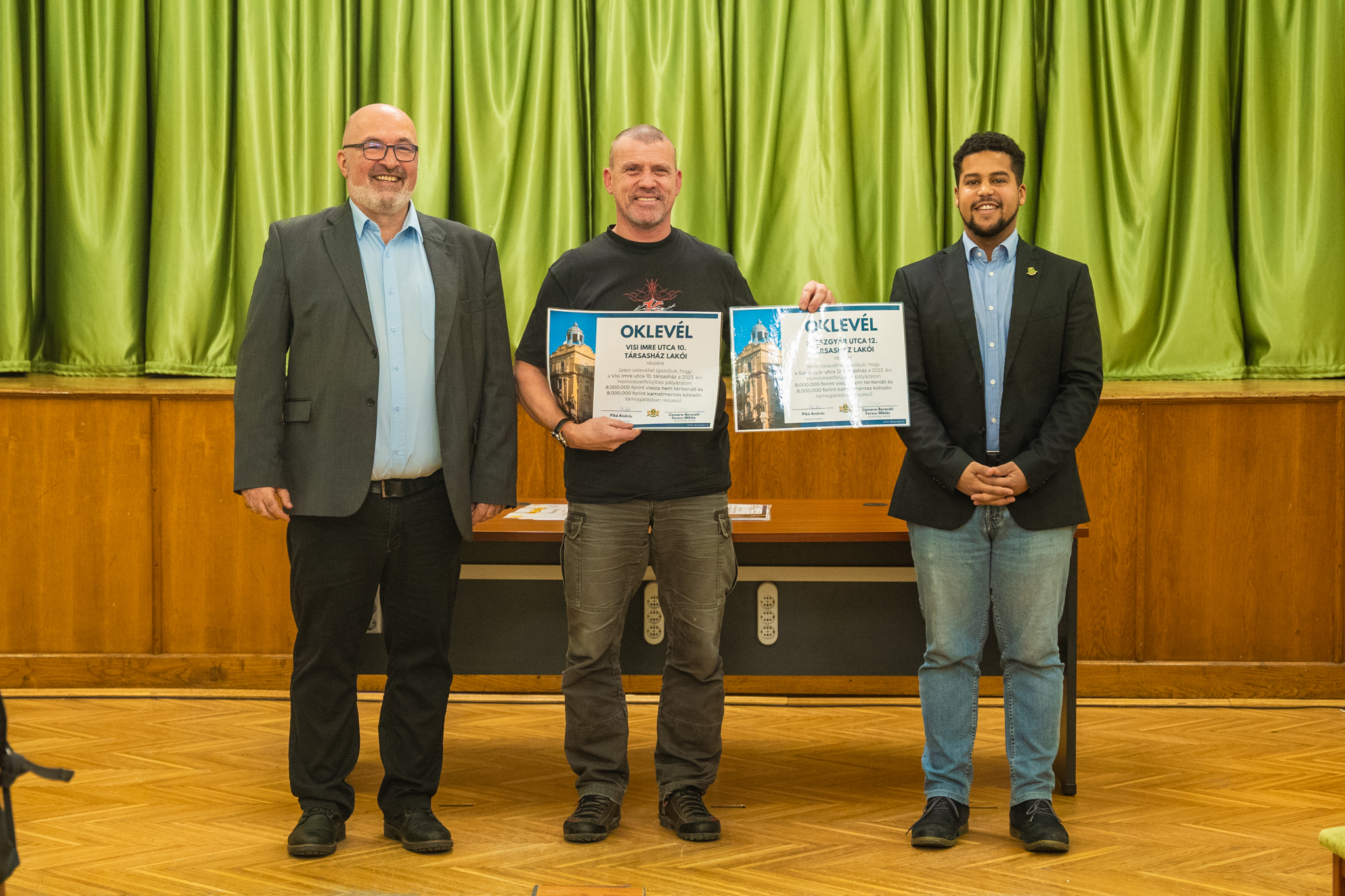 Társasházi pályázatok oklevélátadó