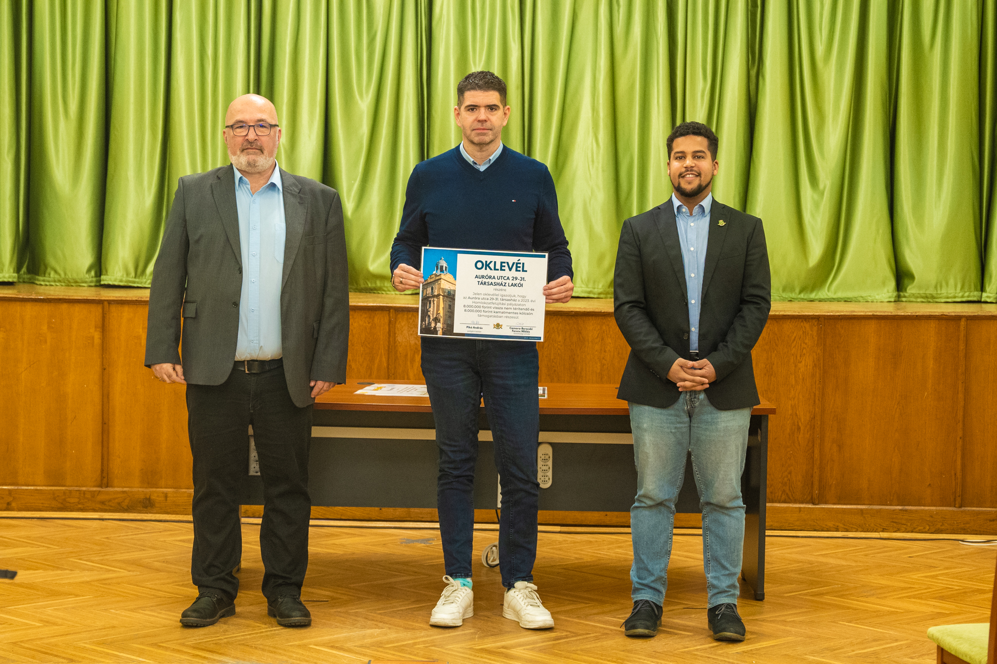 Társasházi pályázatok oklevélátadó