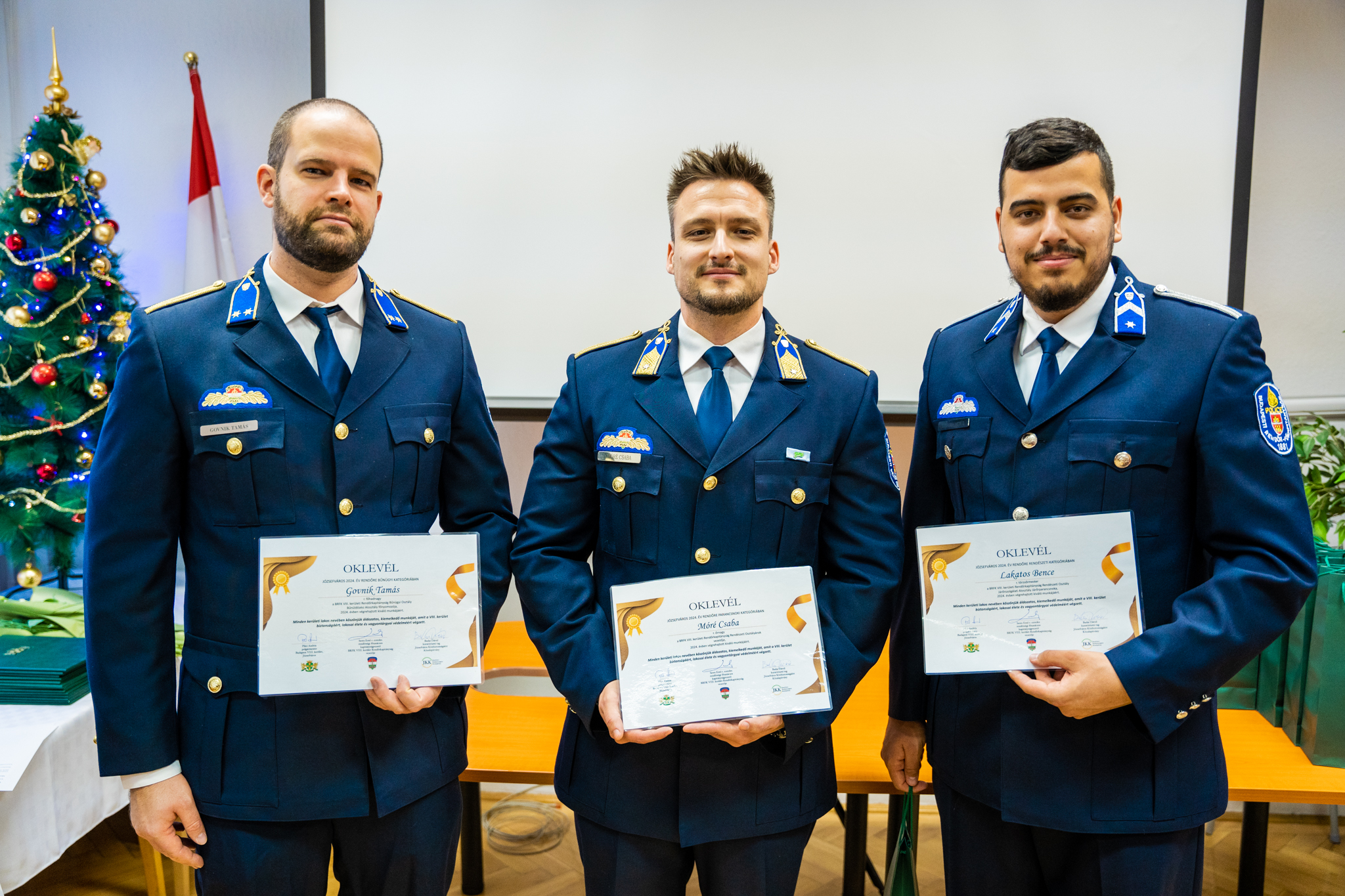 Az Év rendőre díjjal kitüntetettek